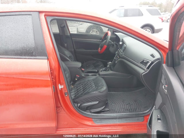 HYUNDAI ELANTRA GLS - 5