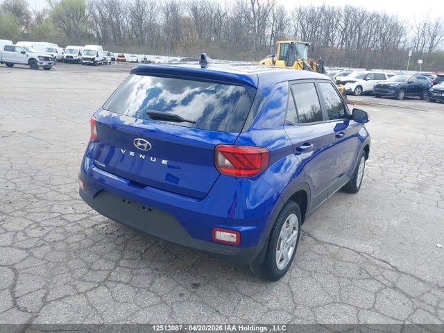 HYUNDAI VENUE ESSENTIAL AUTO IVT - 4