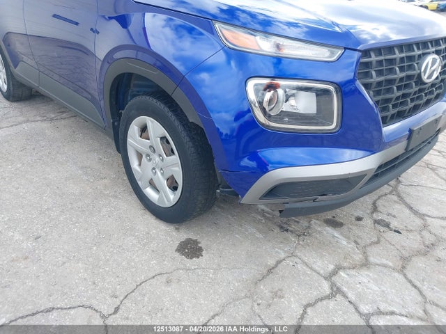HYUNDAI VENUE ESSENTIAL AUTO IVT - 6