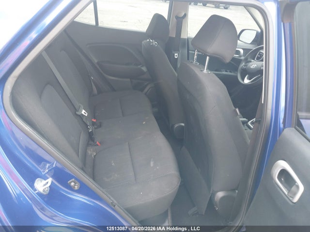 HYUNDAI VENUE ESSENTIAL AUTO IVT - 8