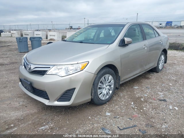 TOYOTA CAMRY - 2