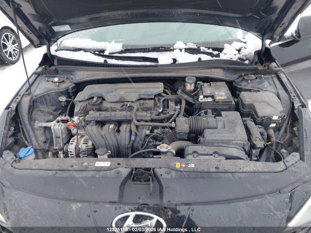 HYUNDAI ELANTRA ULTIMATE IVT WITH TECH PACKAGE WITH TWO-TO - 10