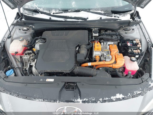 HYUNDAI ELANTRA LIMITED - 10