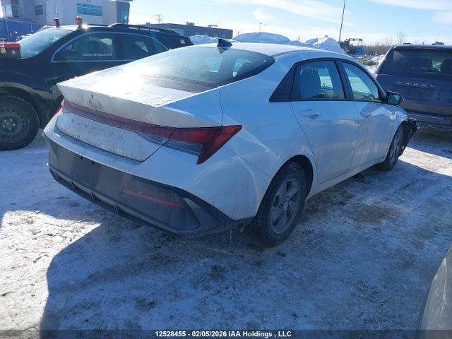 HYUNDAI ELANTRA - 4