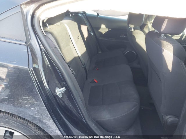 CHEVROLET CRUZE LT - 8