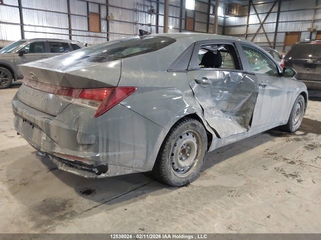HYUNDAI ELANTRA - 4