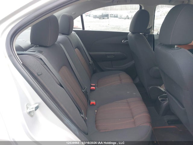 CHEVROLET SONIC LT AUTO - 8