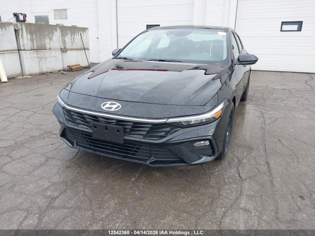 HYUNDAI ELANTRA ESSENTIAL - 2