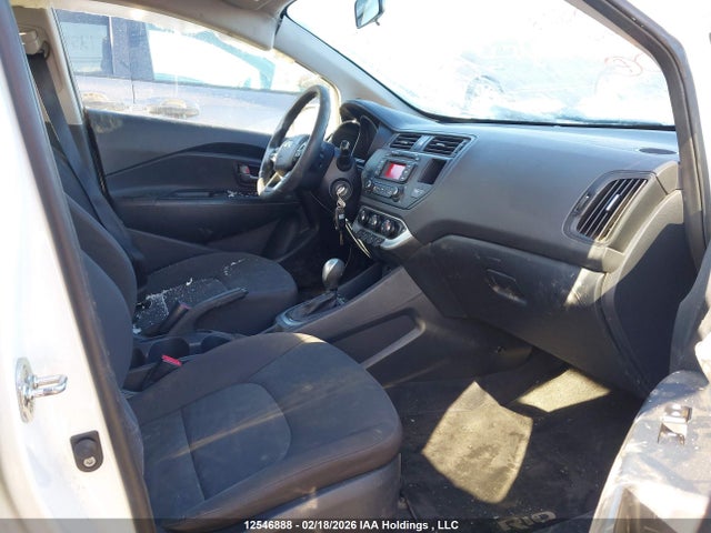 KIA RIO - 5