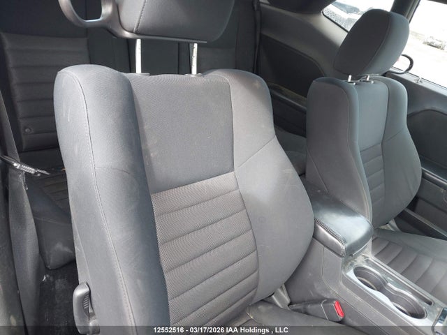 DODGE CHALLENGER SE/SXT - 8