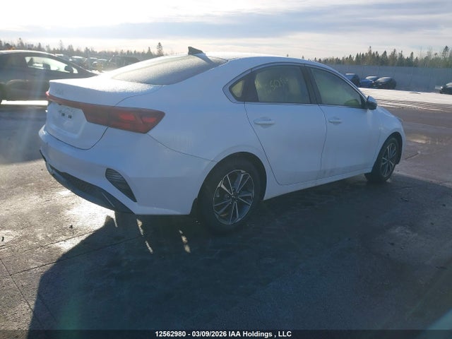 KIA FORTE GT LINE - 4