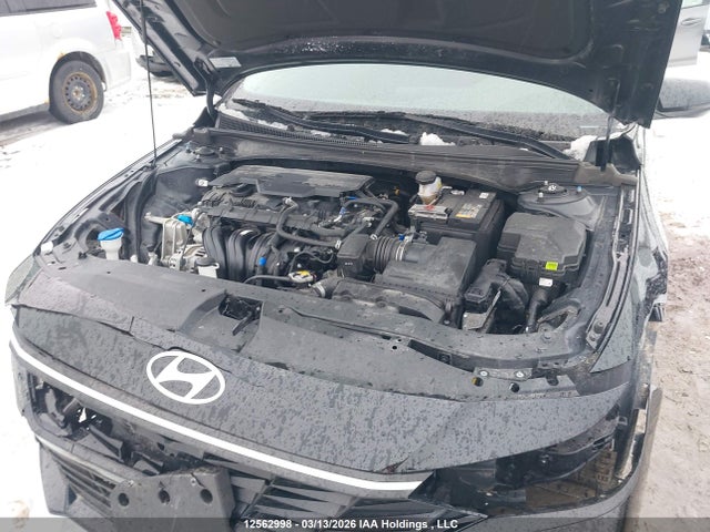 HYUNDAI ELANTRA PREFERRED WITH TECH PACKAGE - 10