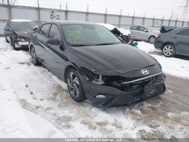 HYUNDAI ELANTRA PREFERRED WITH TECH PACKAGE - 1