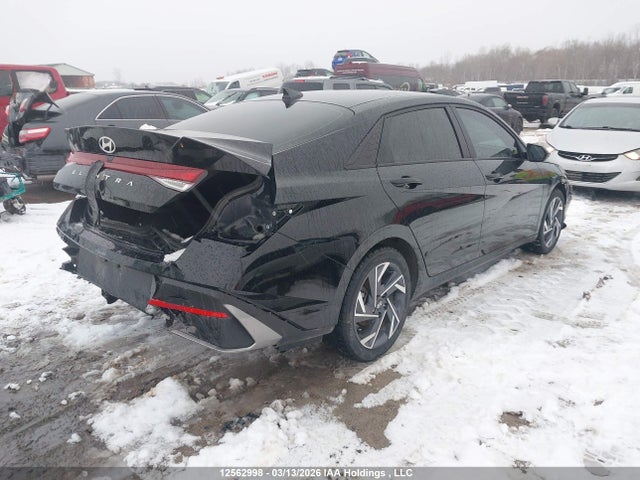 HYUNDAI ELANTRA PREFERRED WITH TECH PACKAGE - 4