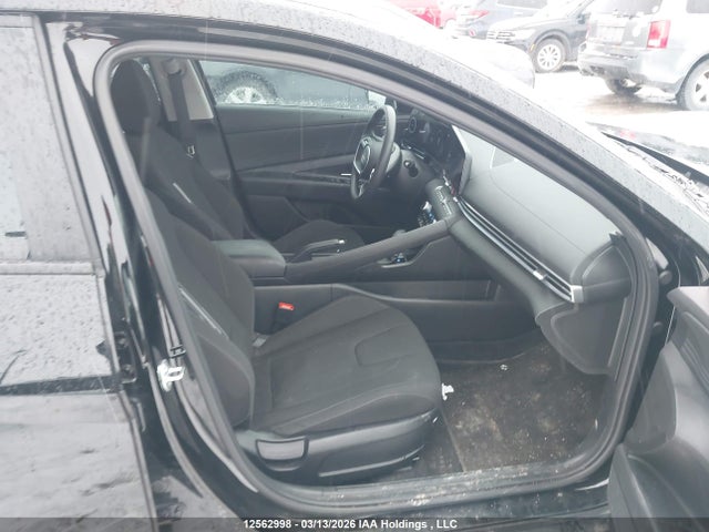 HYUNDAI ELANTRA PREFERRED WITH TECH PACKAGE - 5