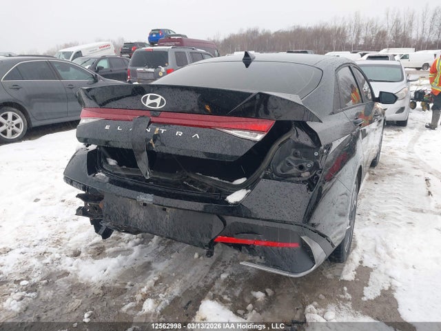 HYUNDAI ELANTRA PREFERRED WITH TECH PACKAGE - 6