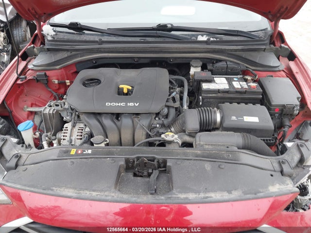 HYUNDAI ELANTRA - 10