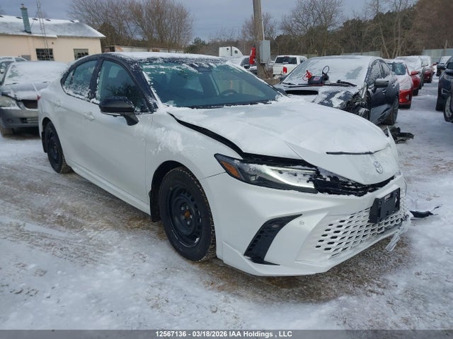 TOYOTA CAMRY - 1