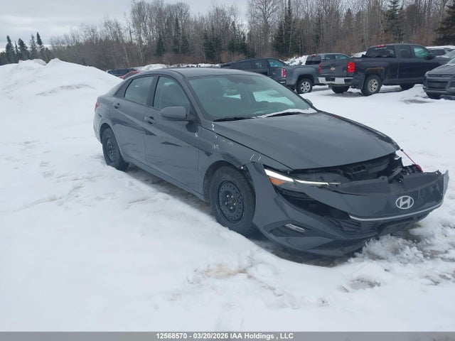 HYUNDAI ELANTRA ESSENTIAL - 1