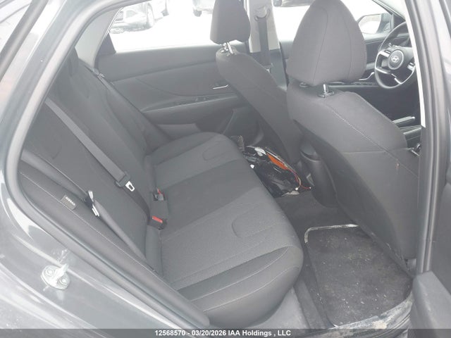 HYUNDAI ELANTRA ESSENTIAL - 8