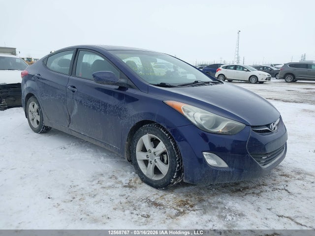 HYUNDAI ELANTRA GLS - 1