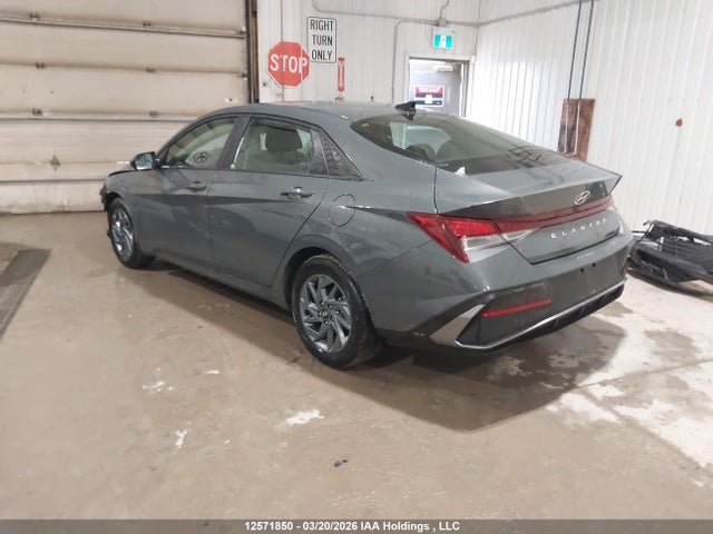 HYUNDAI ELANTRA SEL SPORT - 3