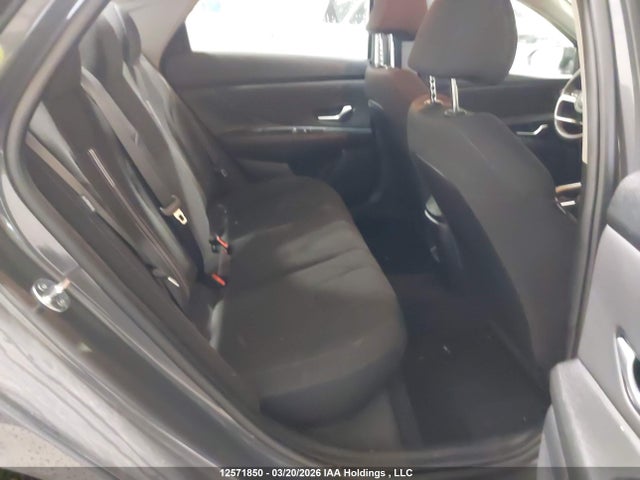 HYUNDAI ELANTRA SEL SPORT - 8