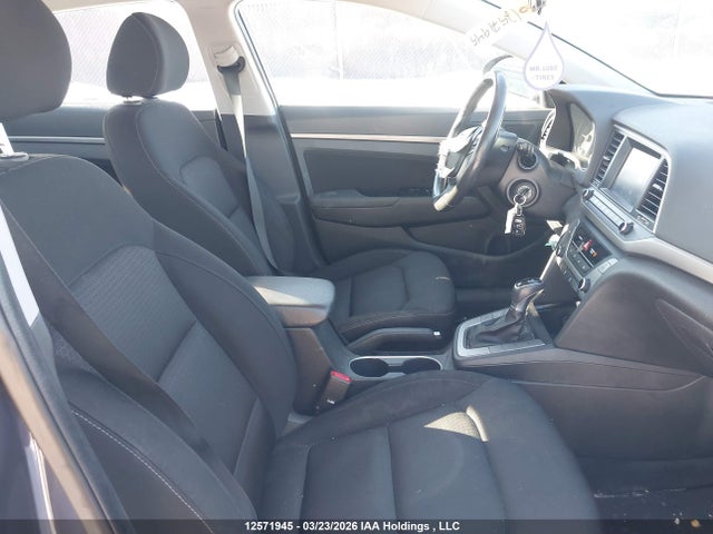 HYUNDAI ELANTRA GL - 5