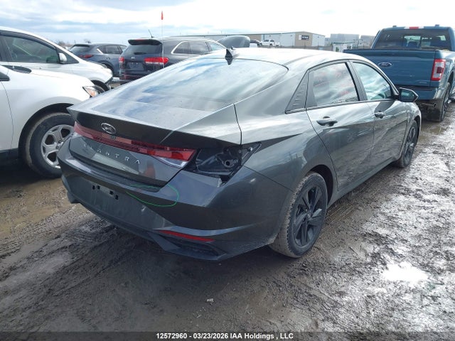 HYUNDAI ELANTRA PREFERRED IVT WITH TECH PACKAGE - 4