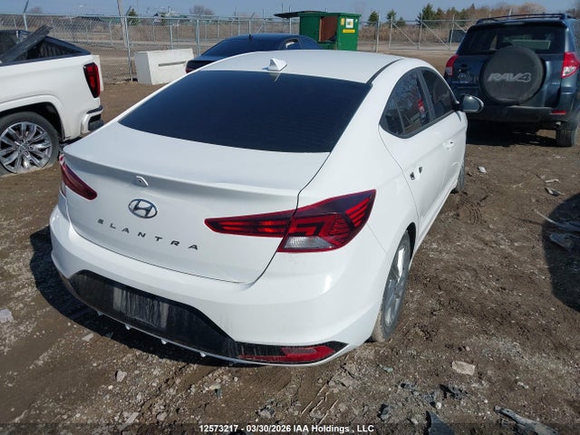 HYUNDAI ELANTRA - 4