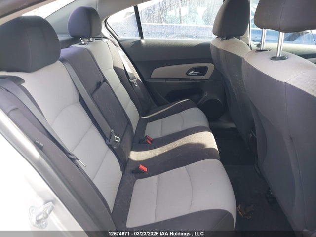 CHEVROLET CRUZE LS - 8