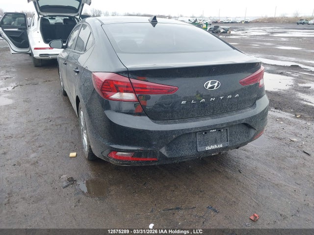 HYUNDAI ELANTRA - 3