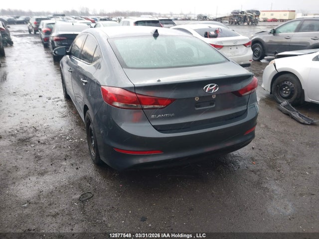 HYUNDAI ELANTRA GLS - 3