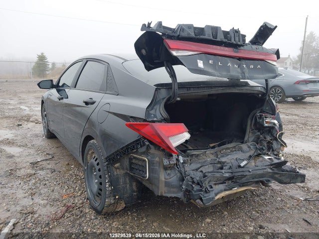 HYUNDAI ELANTRA SEL - 3