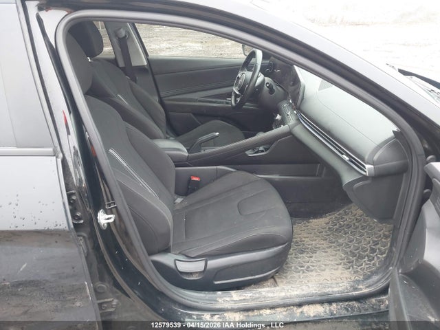 HYUNDAI ELANTRA SEL - 5