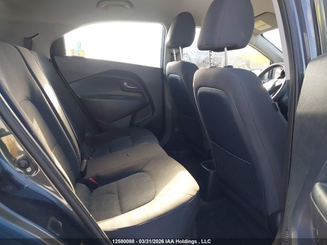 KIA RIO - 8