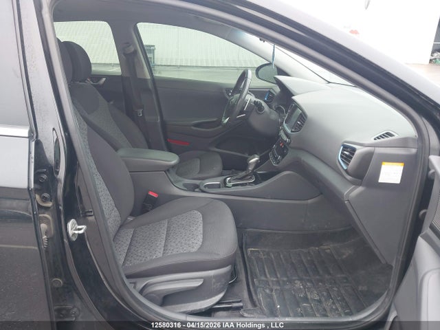 HYUNDAI IONIQ HYBRID PREFERRED - 5