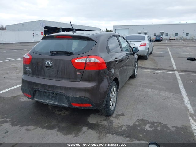 KIA RIO LX - 4