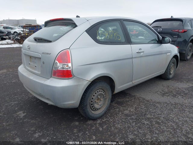 HYUNDAI ACCENT SE - 4
