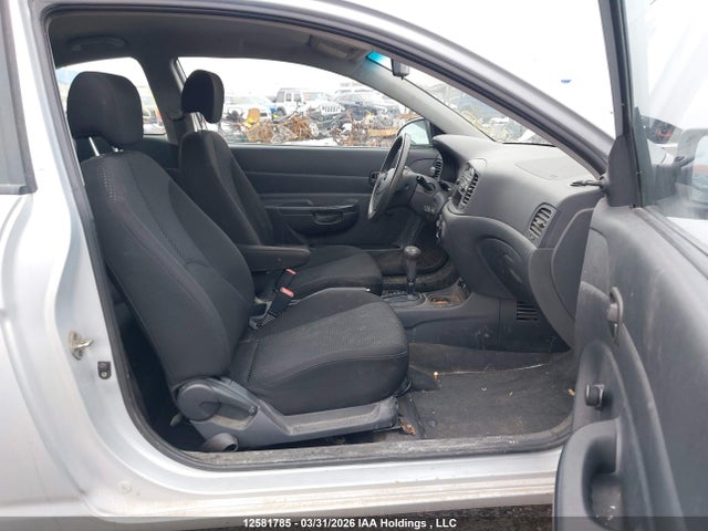 HYUNDAI ACCENT SE - 5