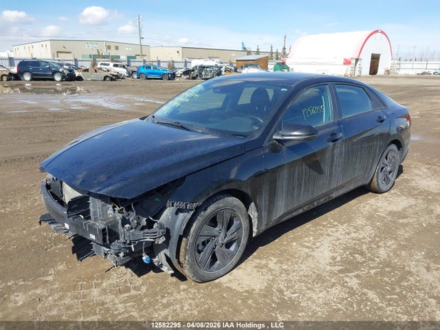 HYUNDAI ELANTRA PREFERRED IVT - 2