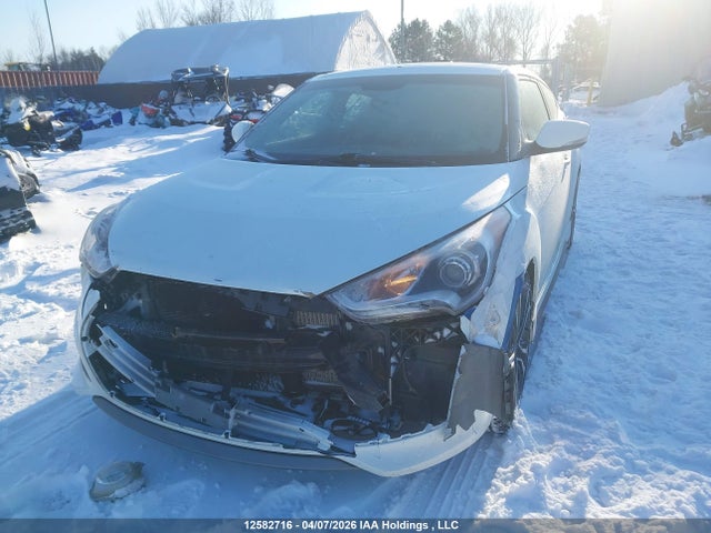 HYUNDAI VELOSTER TURBO - 6