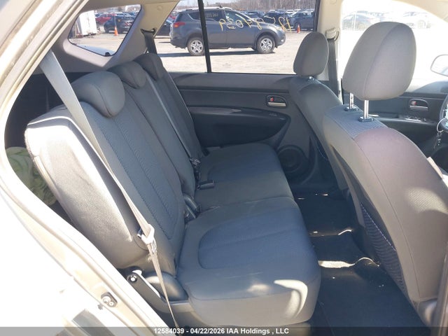 KIA RONDO EX/EX-PREMIUM - 8