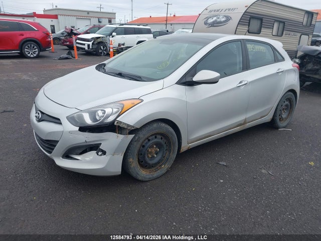 HYUNDAI ELANTRA GT - 2