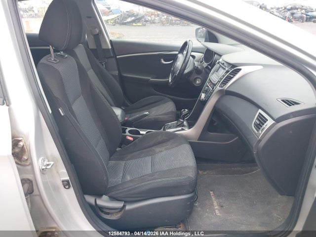 HYUNDAI ELANTRA GT - 5