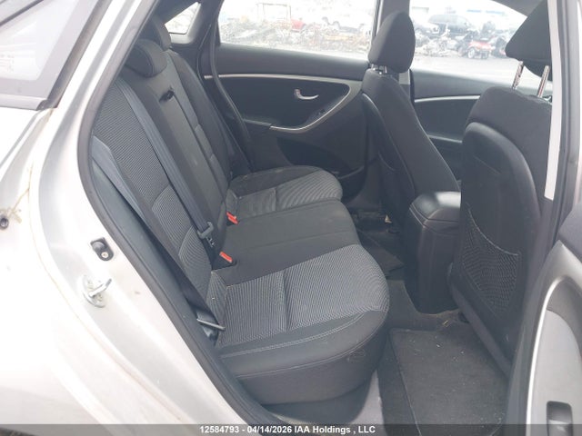 HYUNDAI ELANTRA GT - 8