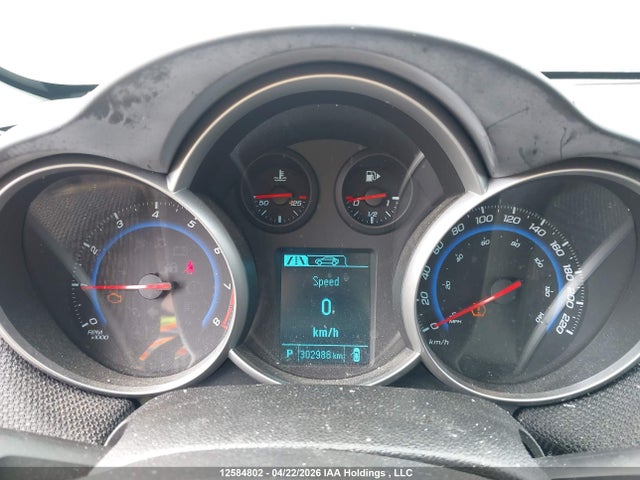 CHEVROLET CRUZE 2LT - 7