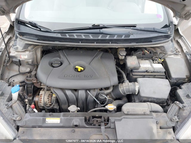 HYUNDAI ELANTRA GLS - 10