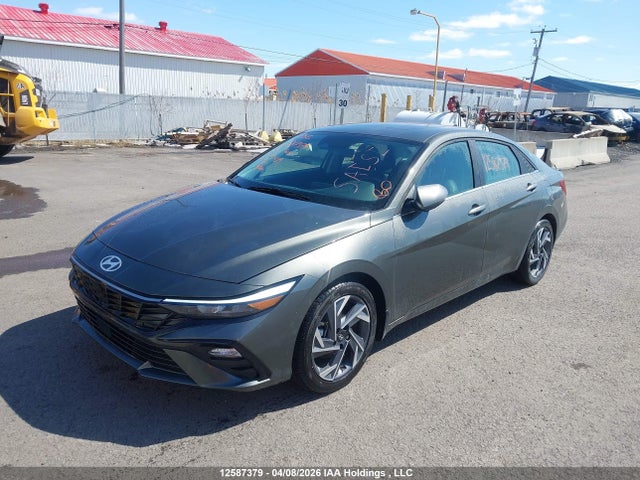 HYUNDAI ELANTRA LUXURY - 2