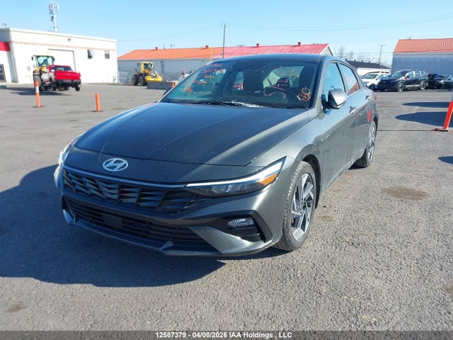 HYUNDAI ELANTRA LUXURY - 6